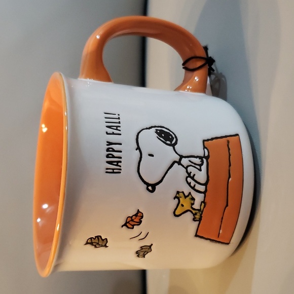 Peanuts Snoopy Happy Fall 20 oz Ceramic mug NWT - Picture 1 of 5
